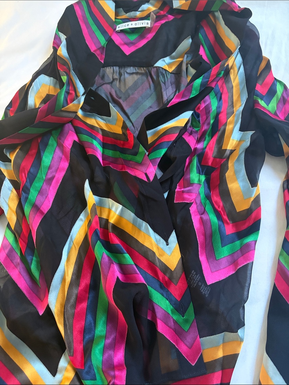 Alice + Olivia Black Chevron Multicolor Silk Blouse